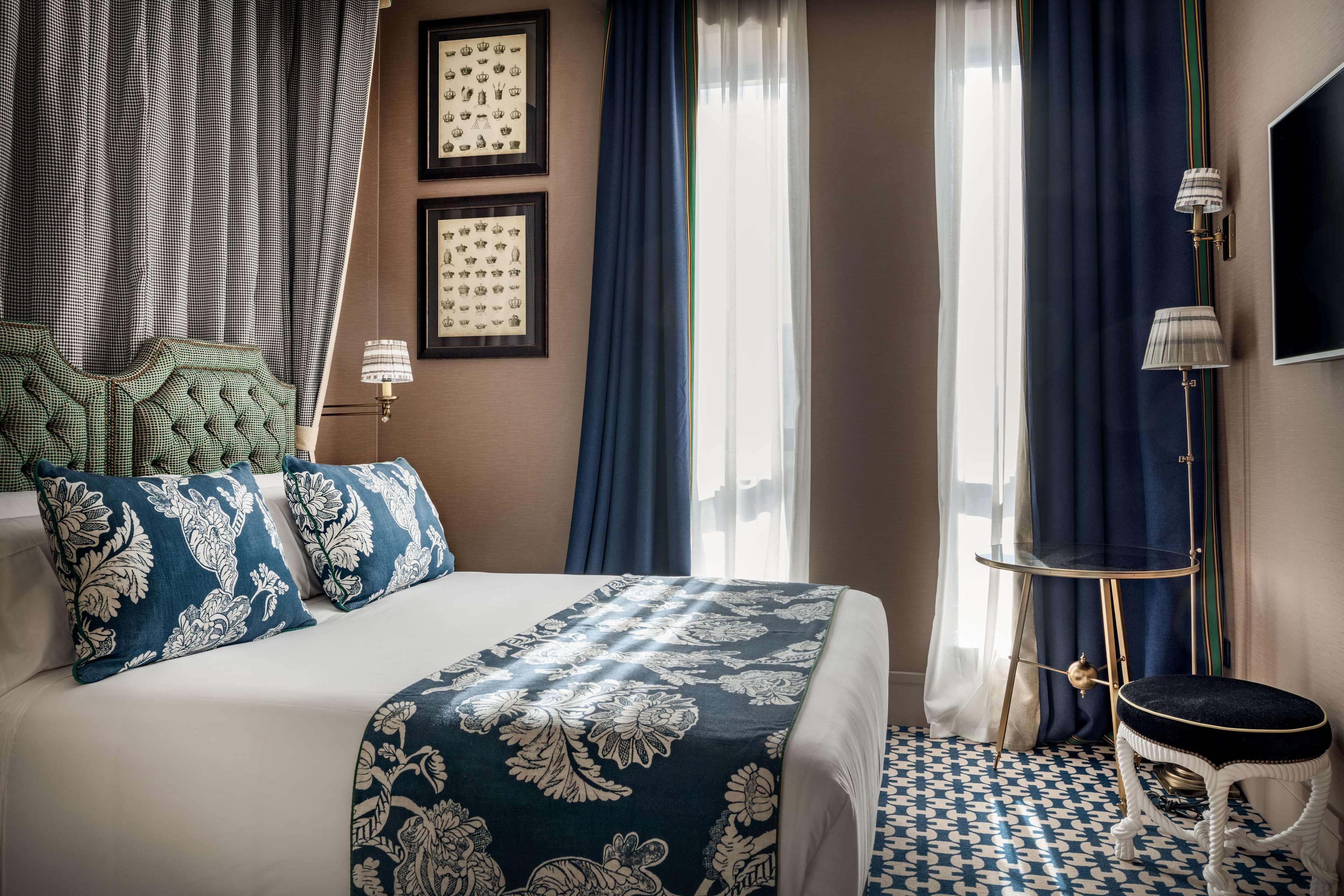Hotel Nh Collection Colon Valenza Esterno foto
